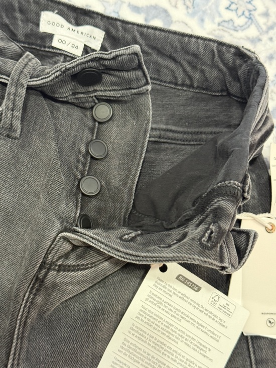 Good American Straight-Leg High-Rise Black Jeans with Tie Waist - Picture 5 of 7